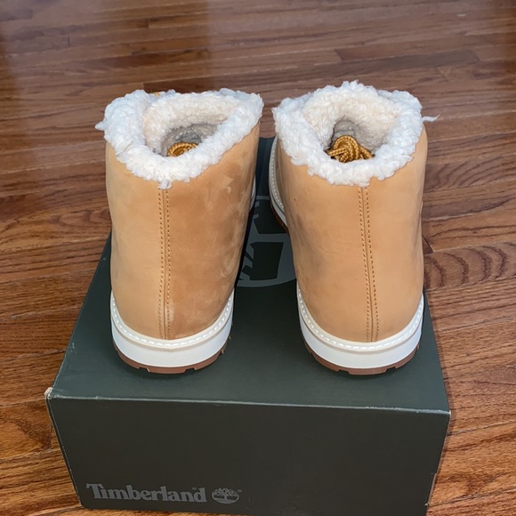 Host Pick - Mens Timberland Ridge Waterproof Chukka Boots - Picture 6 of 10